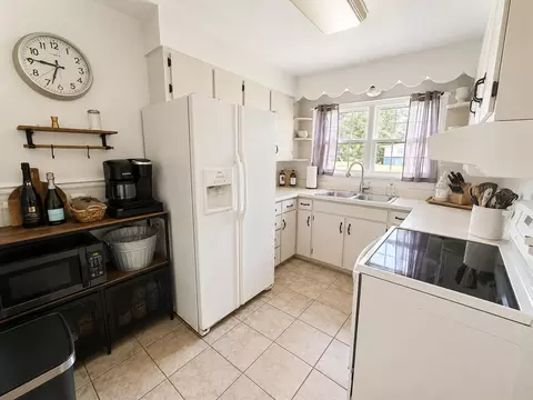 Kitchen - 320 Anderson St, Centralia, IL 62801 photo 1 of 1