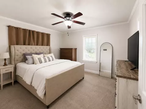 Bedroom - 320 Anderson St, Centralia, IL 62801 photo 2 of 2