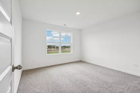 Bedroom - 1874 Keating Dr, Aurora, IL 60503 photo 5 of 13