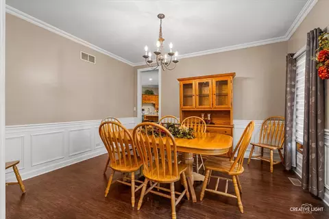 Dining - 6475 Junebug Ln, Morris, IL 60450 photo 1 of 2