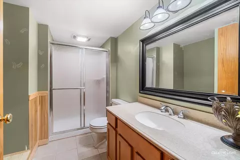 Bath - 6475 Junebug Ln, Morris, IL 60450 photo 6 of 6