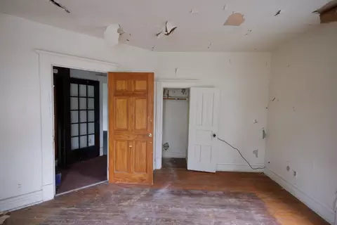 Bedroom - 643 S Myrtle Ave, Kankakee, IL 60901 photo 3 of 11