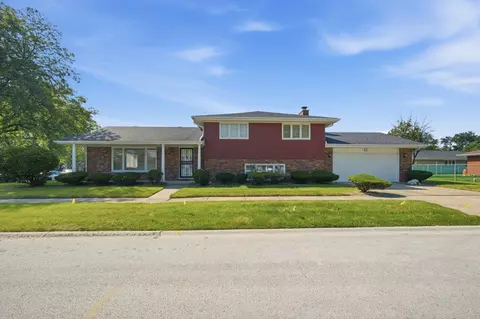 1103 E 166th Pl, South Holland, IL 60473