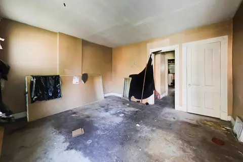 Living - 10713 S Champlain Ave, Chicago, IL 60628 photo 2 of 3