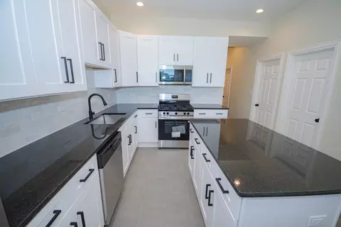 Kitchen - 5723 S Green St, Chicago, IL 60621 photo 10 of 11