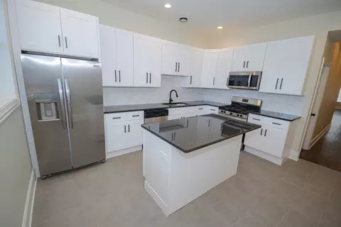Kitchen - 5723 S Green St, Chicago, IL 60621 photo 6 of 11
