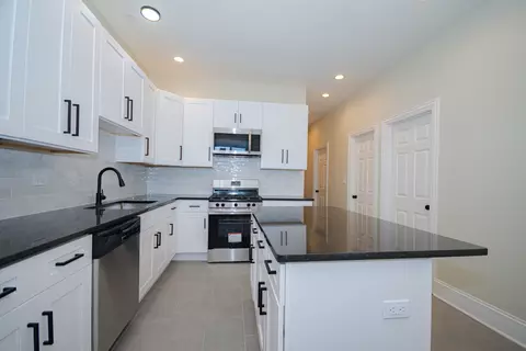 Kitchen - 5723 S Green St, Chicago, IL 60621 photo 4 of 11