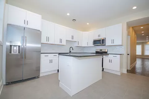 Kitchen - 5723 S Green St, Chicago, IL 60621 photo 5 of 11