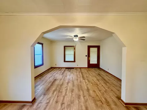 Living - 2531 115th Ave, Viola, IL 61486 photo 1 of 4