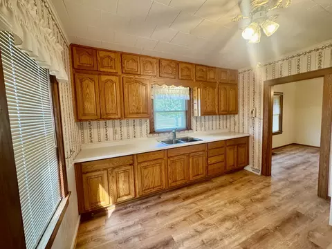Kitchen - 2531 115th Ave, Viola, IL 61486 photo 3 of 3