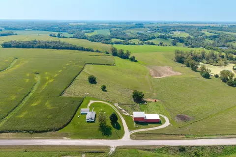 View/Area - 2531 115th Ave, Viola, IL 61486 photo 6 of 10