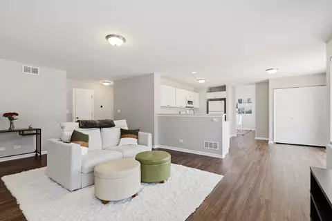 Other - 6710 Sahara Dr, Plainfield, IL 60586 photo 4 of 9
