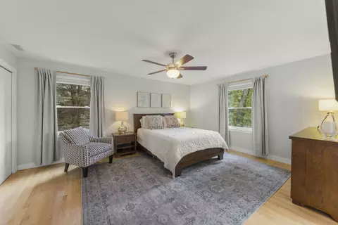 Bedroom - 1725 Maple Leaf Ct, Wheaton, IL 60187 photo 1 of 6