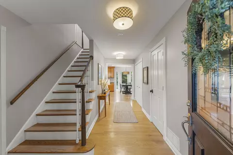 Entry Way - 1725 Maple Leaf Ct, Wheaton, IL 60187 photo 1 of 1