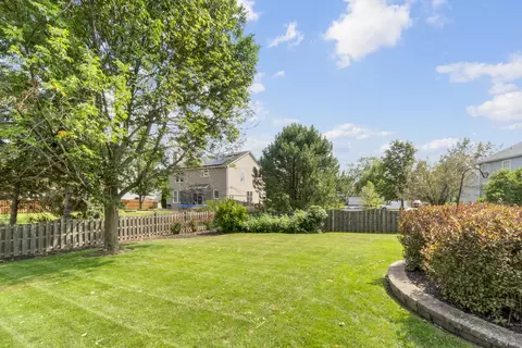 Exterior - 3 Walbridge Ct, Algonquin, IL 60102 photo 4 of 8