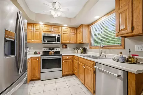 Kitchen - 125 Manor Cir, Bloomington, IL 61704 photo 2 of 4