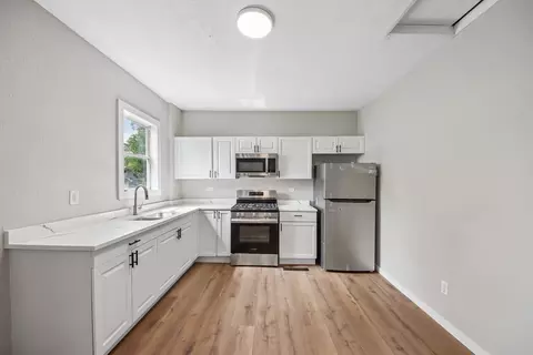 Kitchen - 255 N Hunter Ave, Kankakee, IL 60901 photo 1 of 2