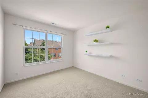 Bedroom - 1005 Alberta Rd, Elgin, IL 60124 photo 6 of 6