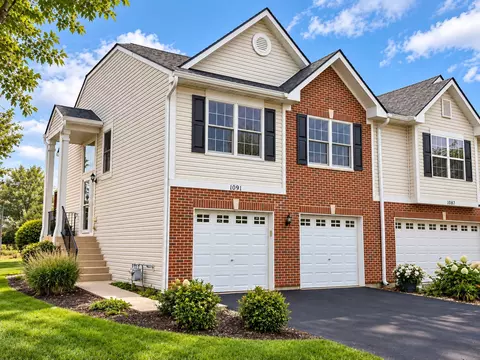 1091 Marcello Dr #1091, Hampshire, IL 60140
