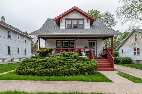 586 Sunderlin St, Waukegan, IL 60085