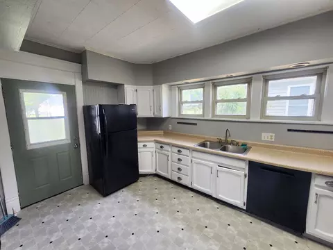 Kitchen - 318 E 1st St, Mount Carmel, IL 62863 photo 2 of 2