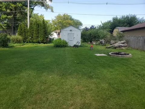 4314 Sioux Ln, Mchenry, IL 60050 photo 3