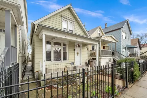 Exterior - 4208 S Artesian Ave, Chicago, IL 60632 photo 1 of 4