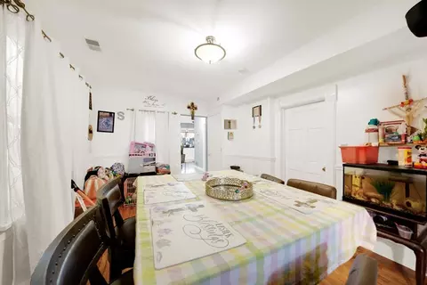 Dining - 4208 S Artesian Ave, Chicago, IL 60632 photo 2 of 2