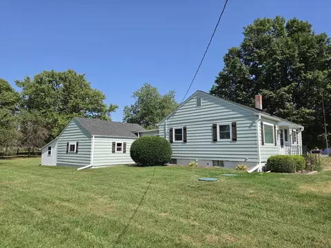 Exterior - 102 E Washington St, Danforth, IL 60930 photo 7 of 11