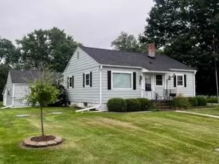 Exterior - 102 E Washington St, Danforth, IL 60930 photo 4 of 11