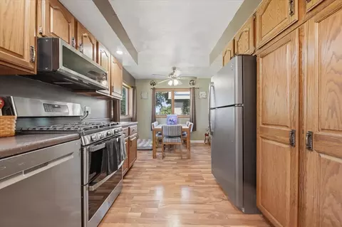 Entry Way - 222 Wilson Ave, Chadwick, IL 61014 photo 3 of 4