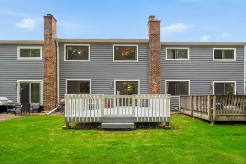 Exterior - 411 Hickory Dr #411, Wheeling, IL 60090 photo 5 of 5