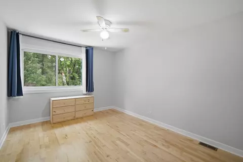 Bedroom - 411 Hickory Dr #411, Wheeling, IL 60090 photo 3 of 3