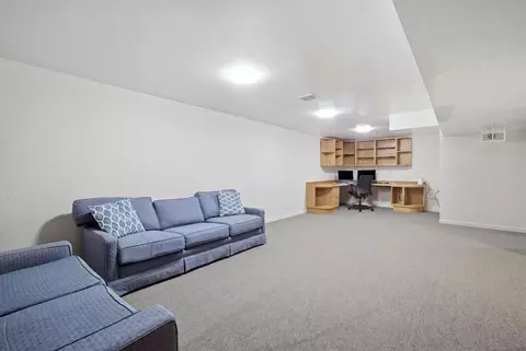 Other - 411 Hickory Dr #411, Wheeling, IL 60090 photo 4 of 4
