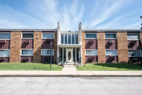 1313 S Rebecca Rd # B, Lombard, IL 60148