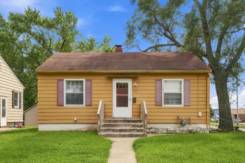 500 19th Ave, Rock Island, IL 61201