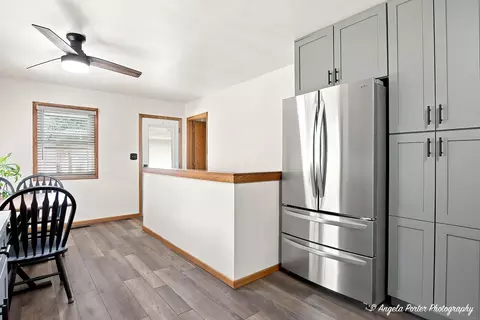 Entry Way - 4707 William St, Mchenry, IL 60051 photo 1 of 1