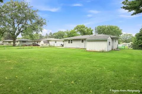 Exterior - 4707 William St, Mchenry, IL 60051 photo 2 of 8