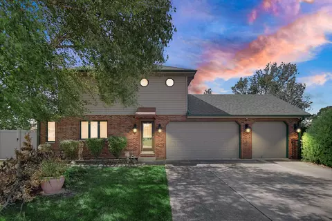 Exterior - 19331 Everett Ln, Mokena, IL 60448 photo 2 of 7