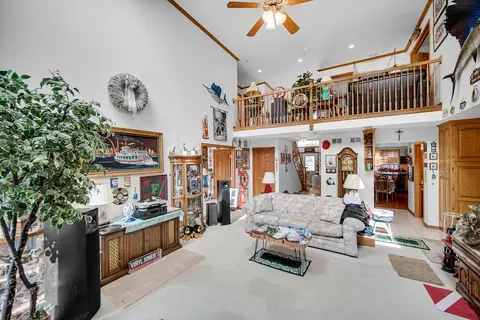 Living - 19331 Everett Ln, Mokena, IL 60448 photo 5 of 6