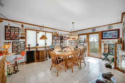 Dining - 19331 Everett Ln, Mokena, IL 60448 photo 2 of 2