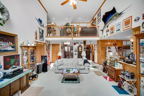 Living - 19331 Everett Ln, Mokena, IL 60448 photo 4 of 6
