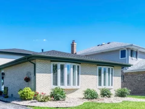 16829 Creekside Ave, Tinley Park, IL 60487