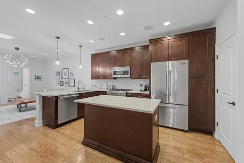 Kitchen - Undisclosed, Mount Prospect, IL 60056 photo 1 of 4