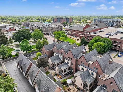 View/Area - Undisclosed, Mount Prospect, IL 60056 photo 1 of 3