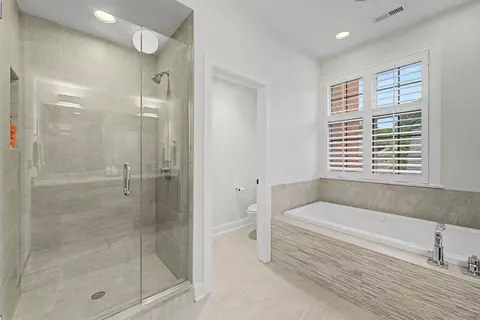 Bath - Undisclosed, Mount Prospect, IL 60056 photo 3 of 7