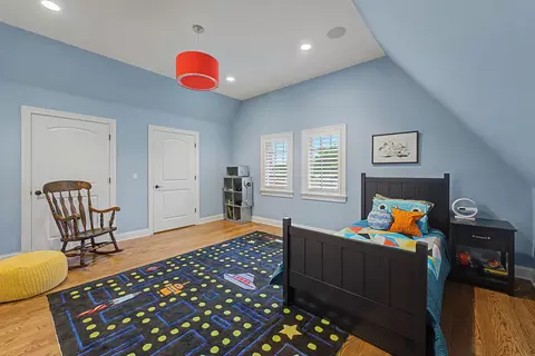 Bedroom - Undisclosed, Mount Prospect, IL 60056 photo 4 of 5