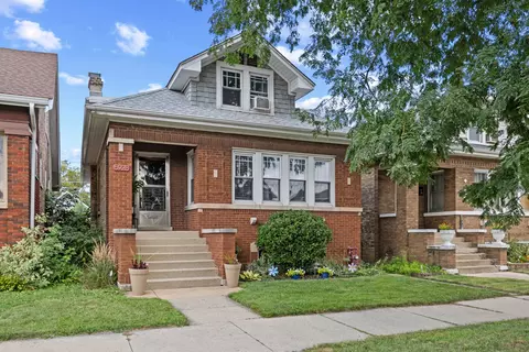 5928 W Grace St, Chicago, IL 60634