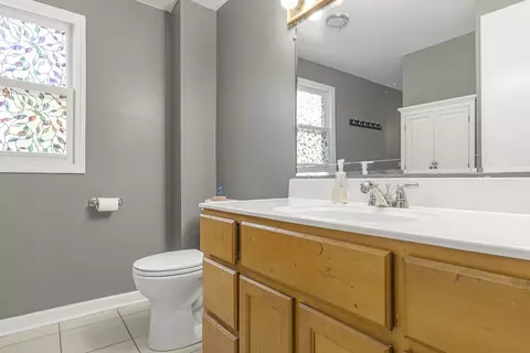 Bath - 309 E Walnut St, Roselle, IL 60172 photo 3 of 3