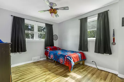 Bedroom - 309 E Walnut St, Roselle, IL 60172 photo 1 of 2
